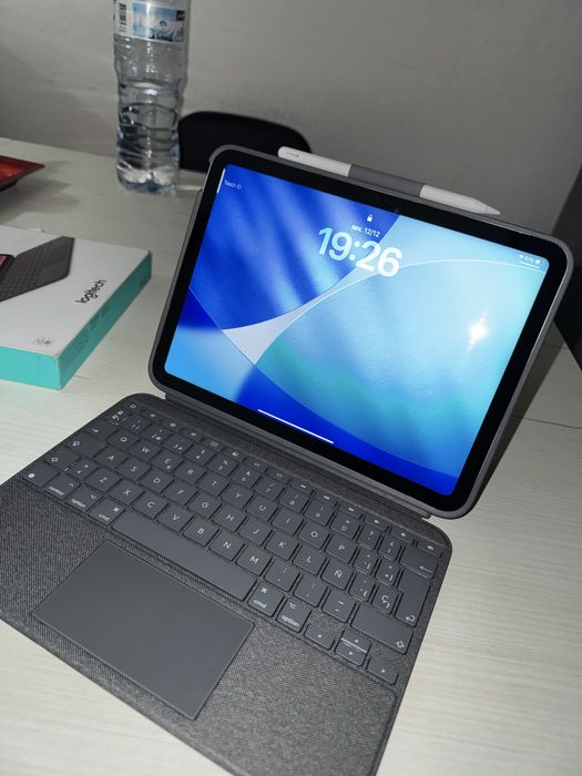 Ipad 11 A16 128Gb com apple pencil e mais extras