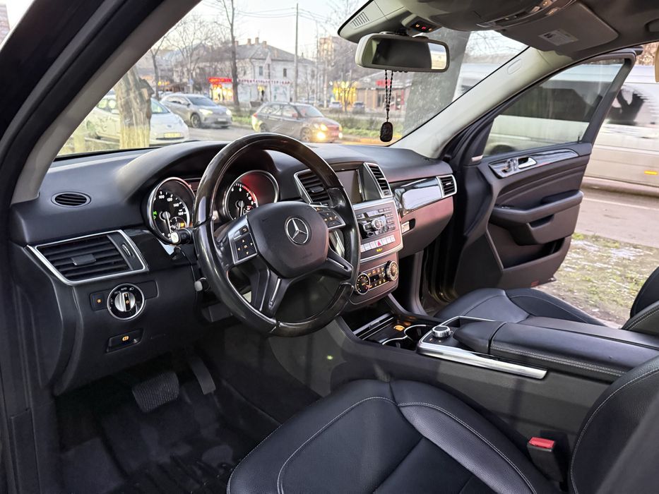 Mersedes ML350 3.5 бензин