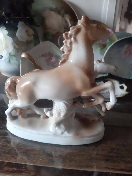 Figura konie stan idealny