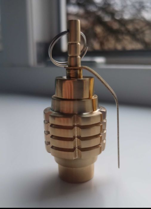 Граната колпачек брелок на бутылку