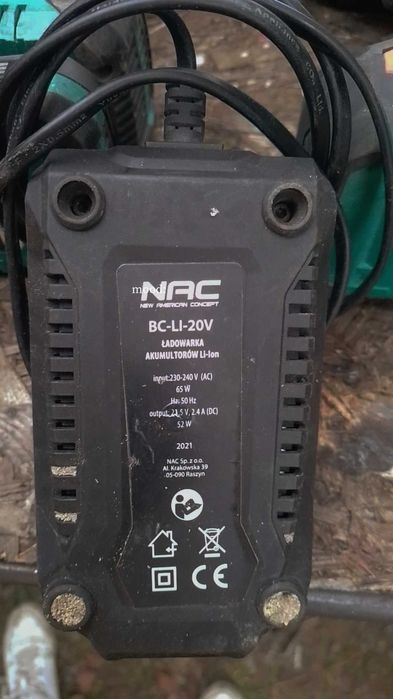 Zestaw zakrętarka szlifierka oscylacyjna NAC AKUmultisystem