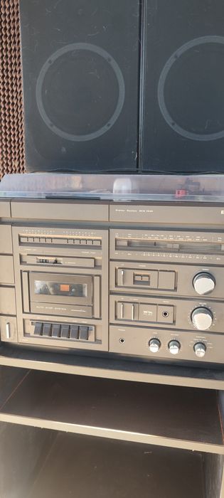 Aparelhagem completa c/ Leitor de Vinil, Radio, Leitor cassetes e 2 co