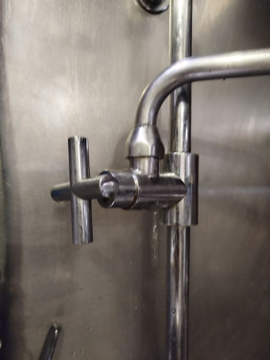 Canalizador e outros trabalhos diversos