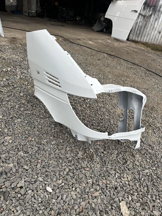 Крило Mersedes Sprinter CDI до 2006 року