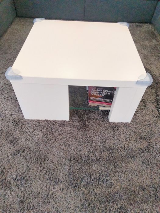 Mesa de centro quadrada