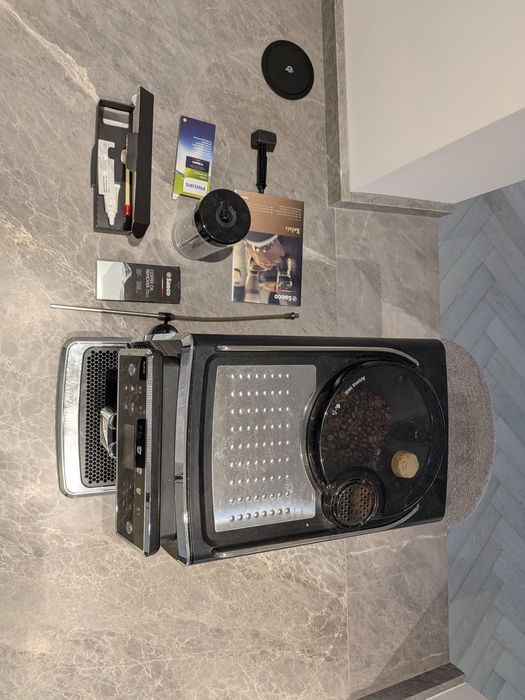 Ekspres do kawy. Saeco Xelsis.