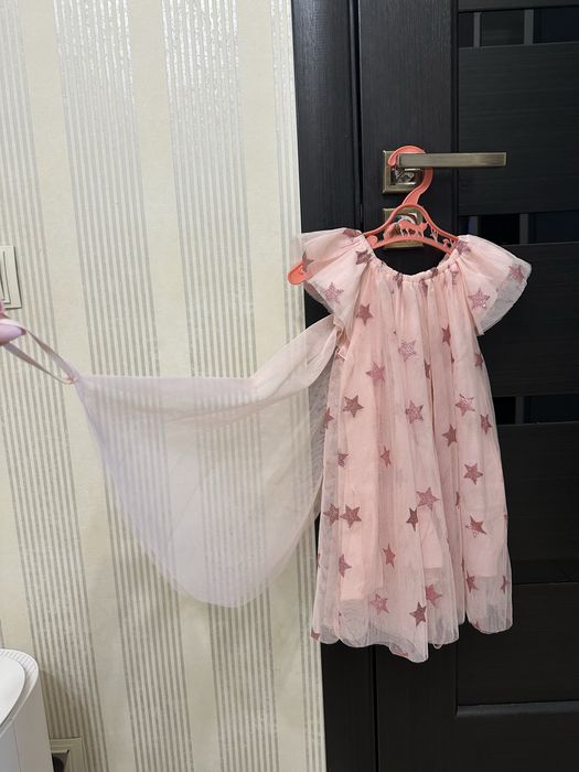 Дитяча святкова сукня