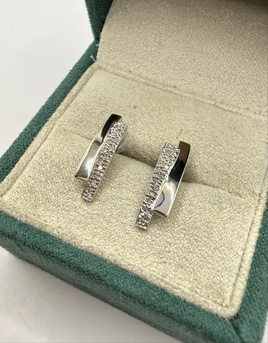 Złote kolczyki z diamentami 0,15ct