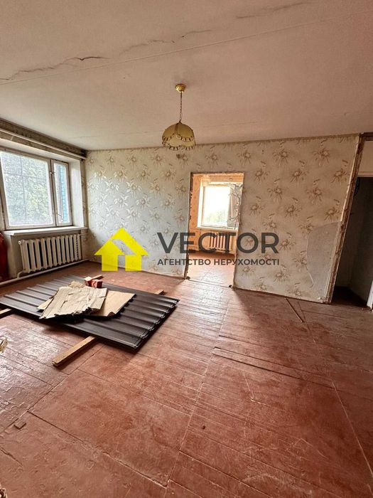 Двокімнатна квартира в цегляному будинку с. Тахтаулове