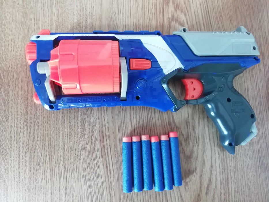 Peças Nerf, em excelentes condições