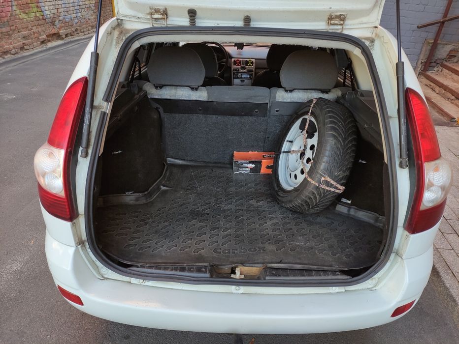 Продам Lada  Priora 2010