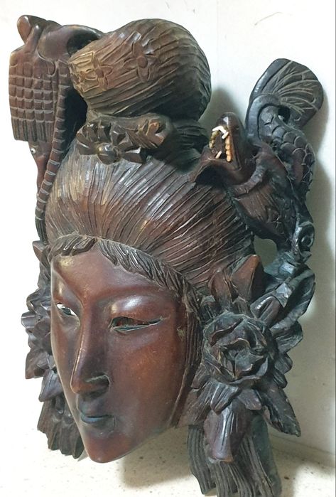 Par de lindas antigas máscaras asiáticas de Deusa Guanyin esculpidas