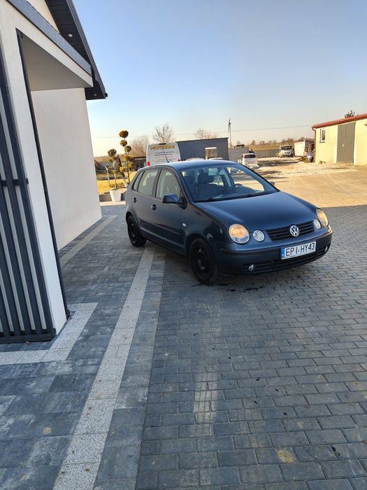 Volkswagen polo 1,2 benzyna 5 d 2004 r
