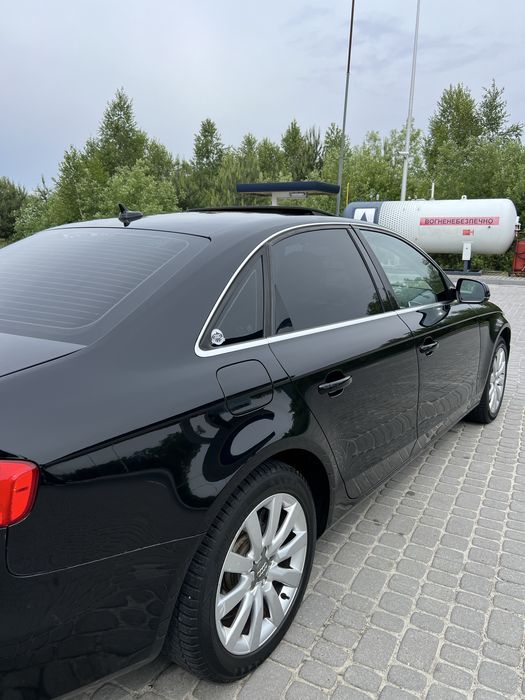Audi A4 2013 VIN WAUAFAFLXDN043213 фото оголошення 3 з 24