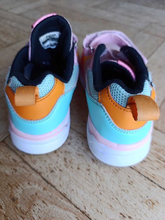 Bejo Dziecięce Buty sportowe Miejskie Sneakersy Agepi rozm31 20cm