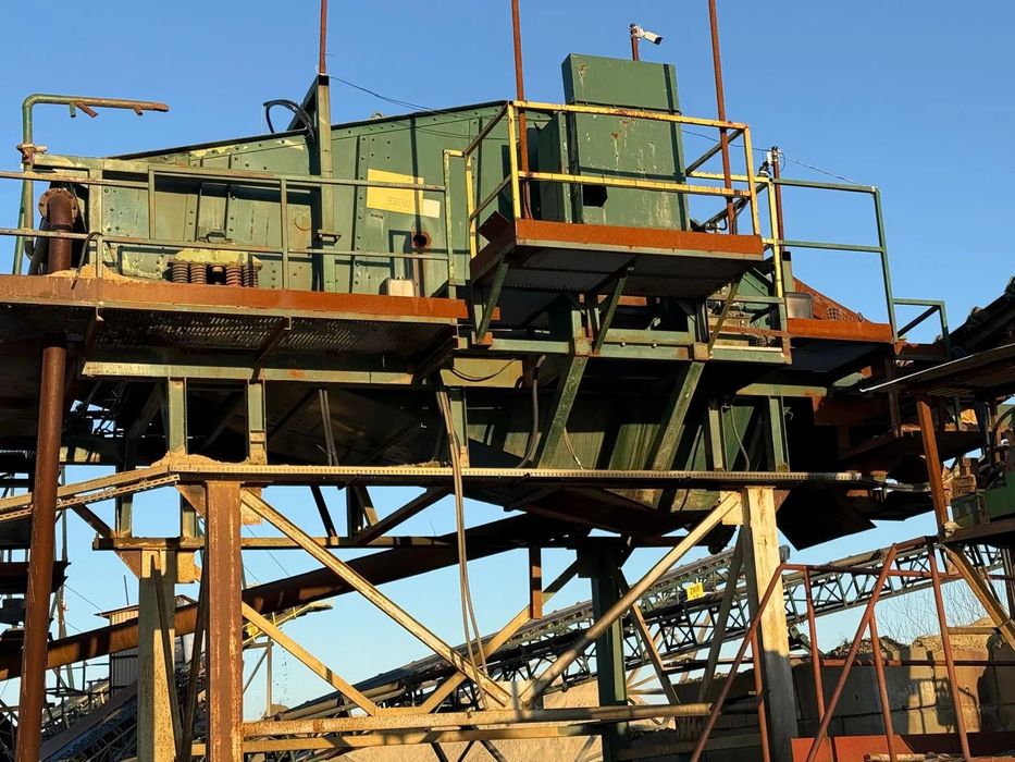 BRAUER  przesiewacz wibracyjny BRAUER trzypokładowy