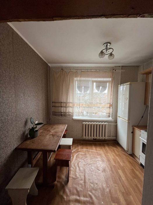 1кім вул. С. Крушельницької