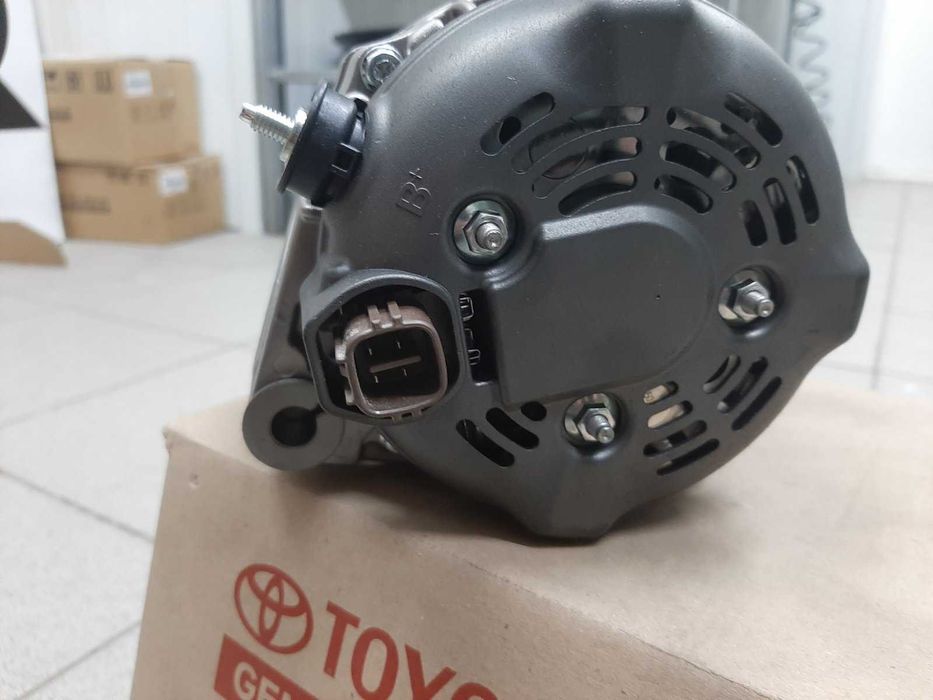 Генератор Land Cruiser Prado 150 3.0 дизель 27060-30131