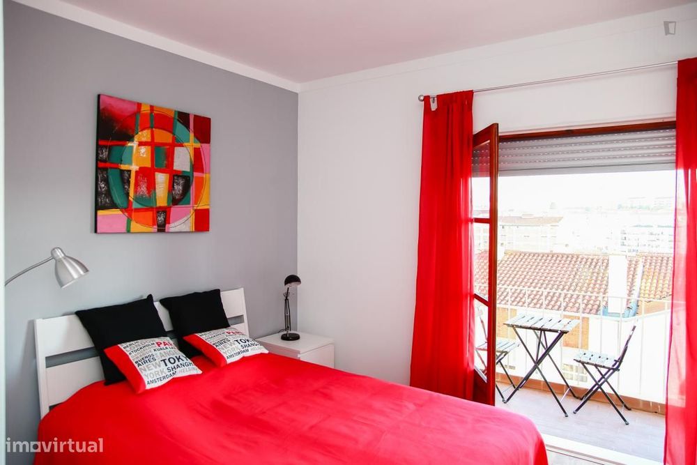Apartamento com 1 quartos - localizado em  Coimbra