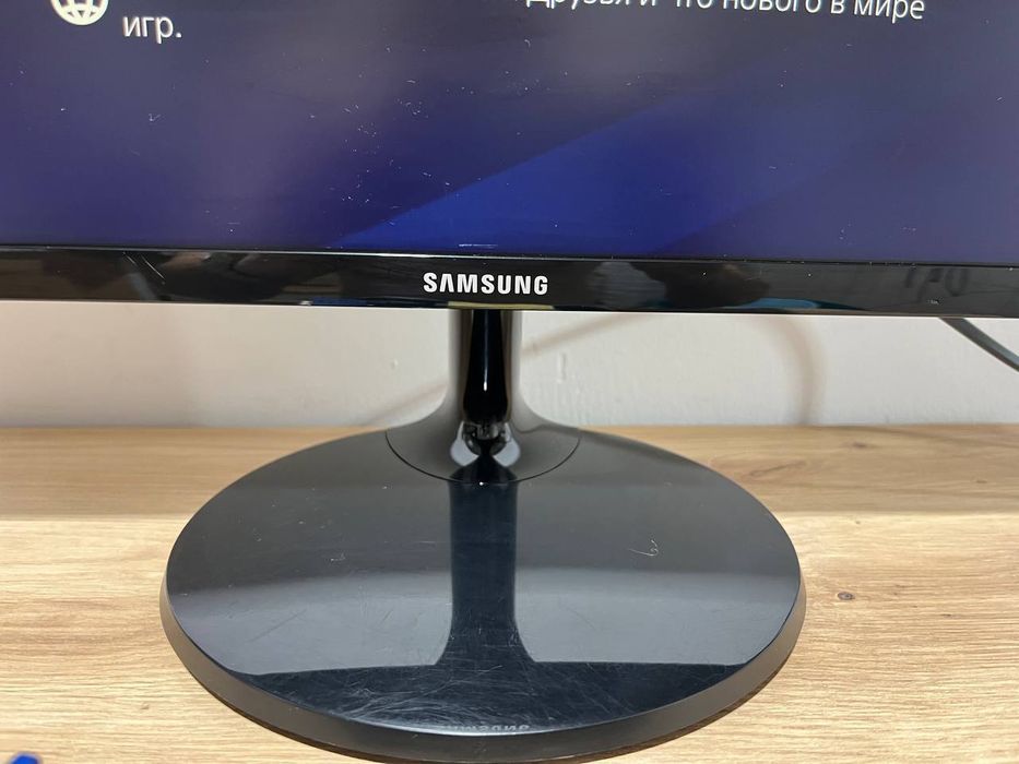 Монитор Samsung .  Full HD 1080p . HDMI
