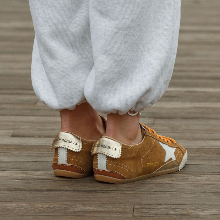 Жіночі кросівки Golden Goose True Star