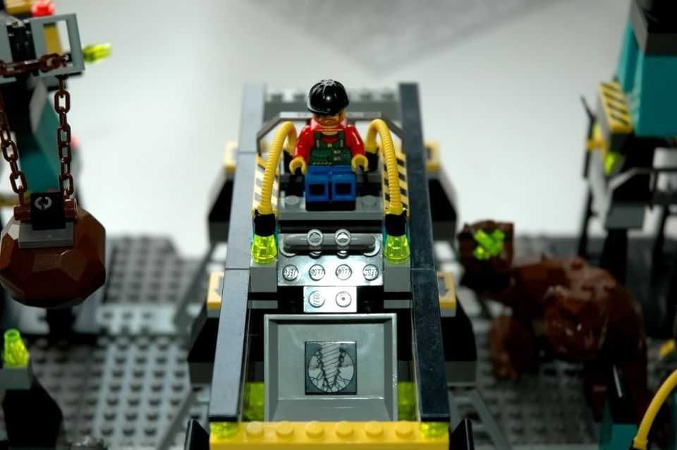 Lego Rock Raiders HQ. 4990. 1997 rok.