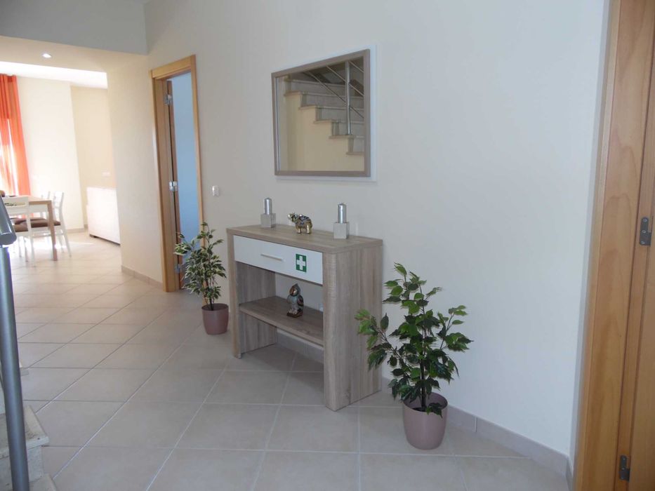 VILLA CHARM - V3  c/ 3 wc + Piscina + Jardim Privado + garagem - LIVRE JUNHO até 11 de JULHO + SET. - ALBUFEIRA