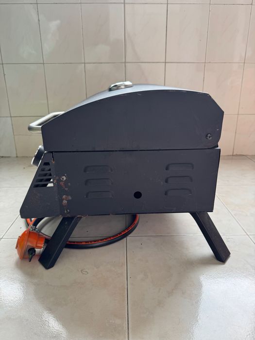 Churrasqueira com Botija