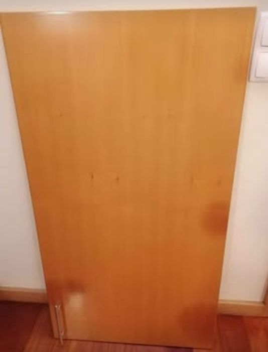 Porta  de armário de cozinha 110x 60 para quem precisar