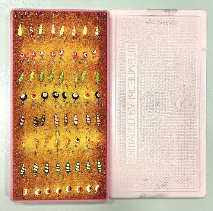 1.Zestaw akcesoriów do podlodówki kołowrotki wędki mormyszki blaszki