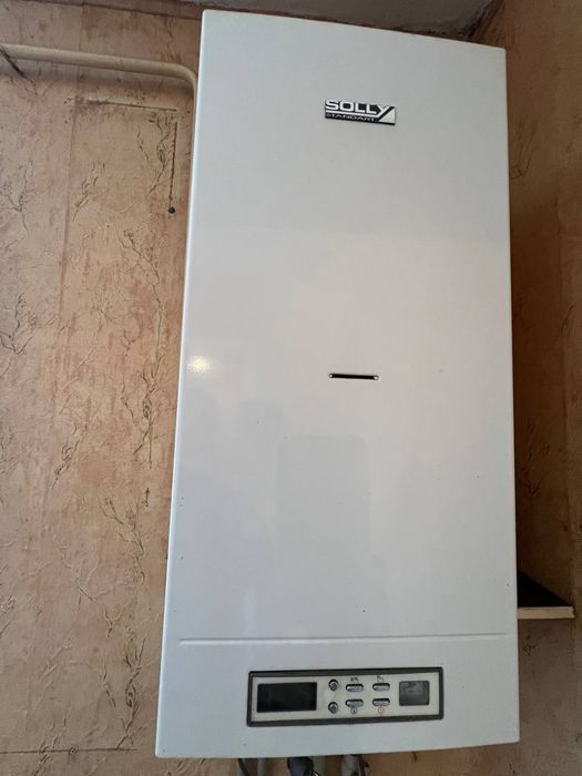 Продам 2-кімнатну квартиру біля ринку 

Продається 2-кімнатна кварт