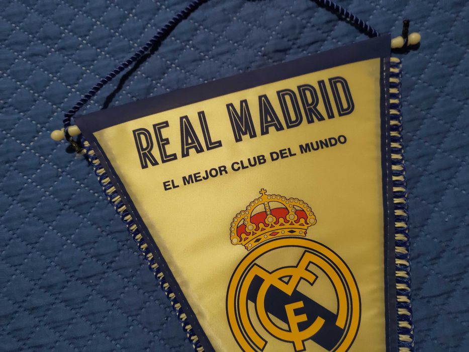 Galhardete Real Madrid Oficial - “El Mejor Club del Mundo”