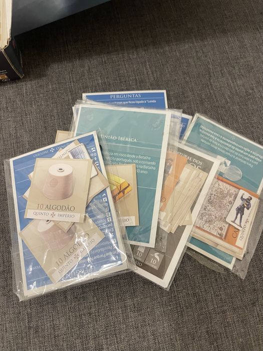 Conjunto 3 jogos de tabuleiro + 1 caixa de magia