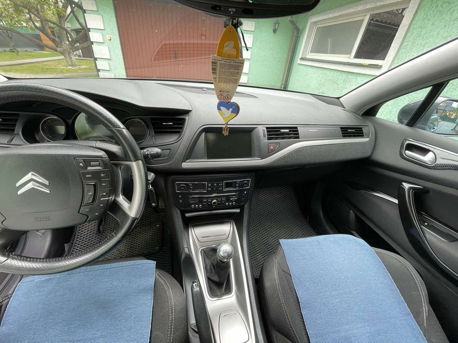 Продам або обміняю на буса