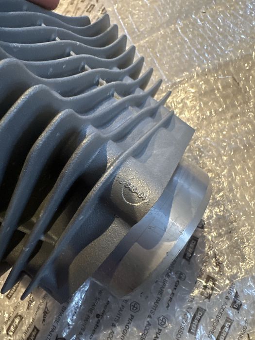 harley sportster 883 cylindry cylinder tłok tłoki 16545-04 22640-04a D132