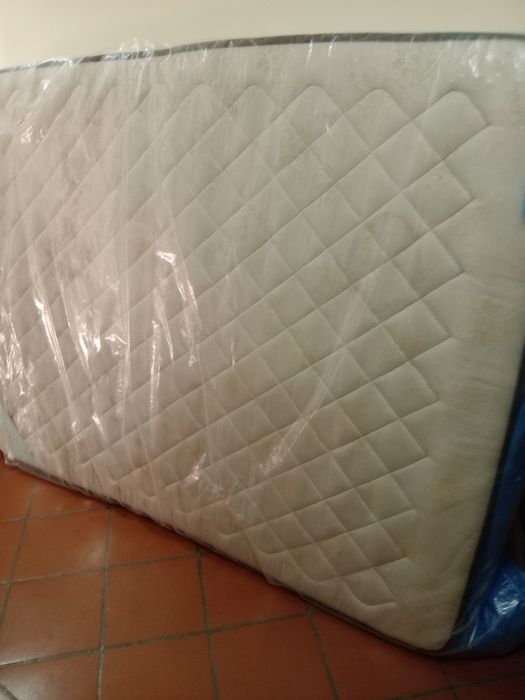Colchão usado 190x160 para desocupar