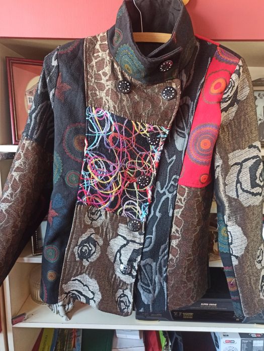 Kurtka M/L piękna kolorowa.