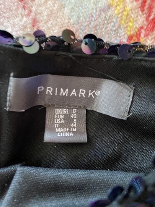 Новий топ у паєтку Primark
