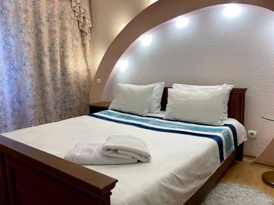 Апартаменты с джакузи. Центр: пр. Яворницкого,Мост-Сити. Собственник