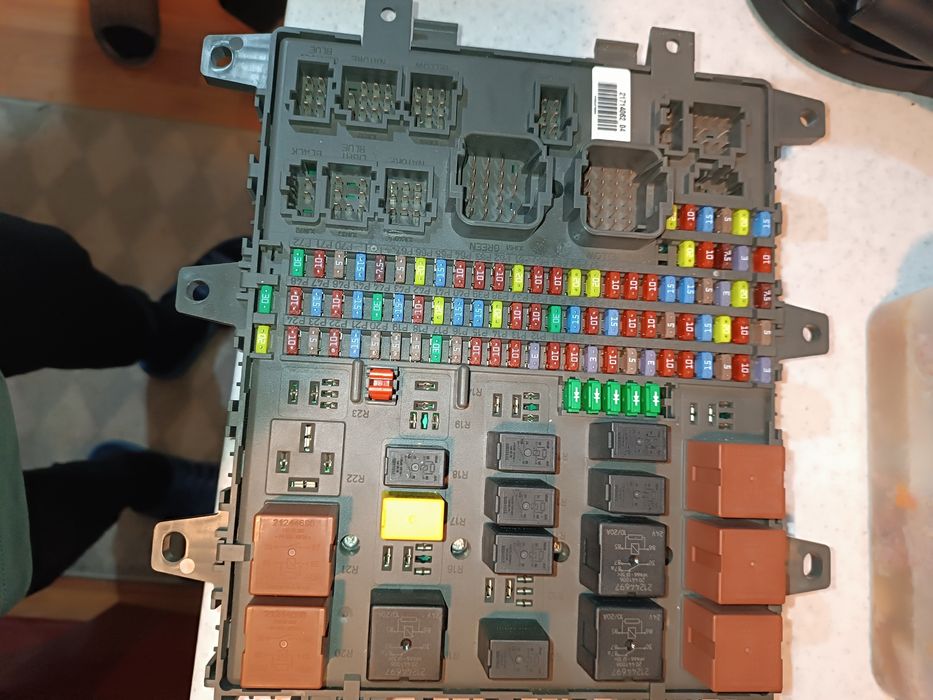 Щиток предохранителей  Renault Premium DXI, Volvo 21714062