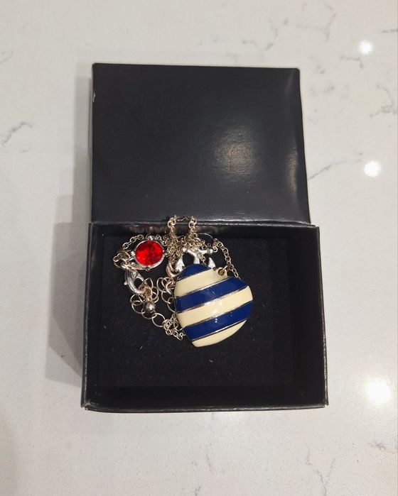 Łańcuszek naszyjnik z zawieszkami