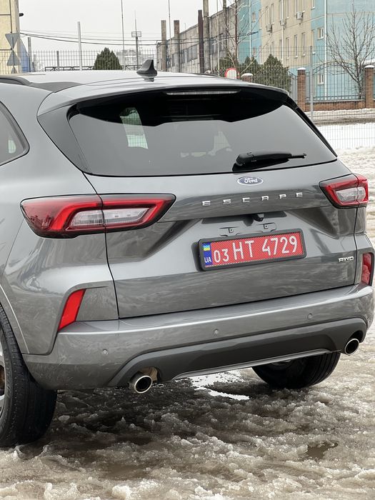 Ford Escape 2023р ST-Line / кросовер / авто
