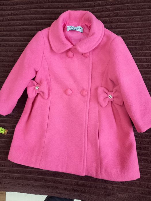 Пальто для дівчинки