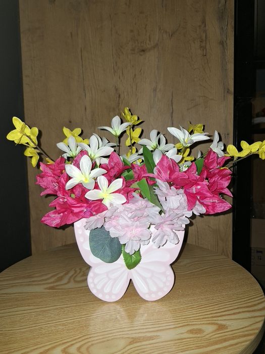 Wiosenny kolorowy stroik