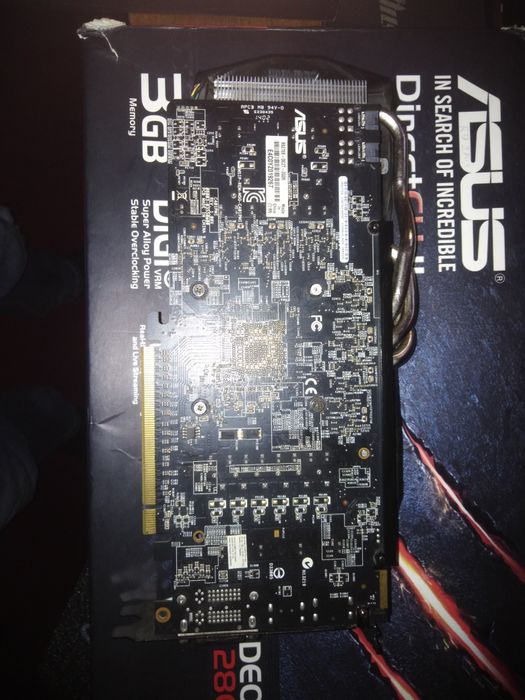 Відеокарта Radeon R9 280X.