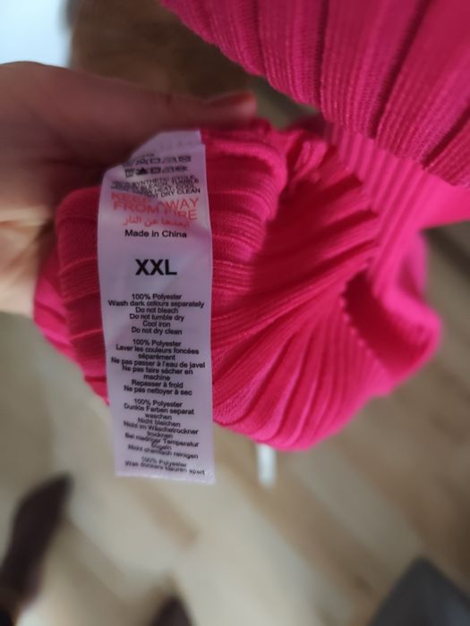 Różowa sukienka midi r.44