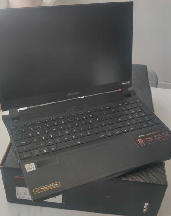 Laptop Gamingowy Gigabyte AORUS 15P – i7 / RTX 3060 6GB SSD 512GB