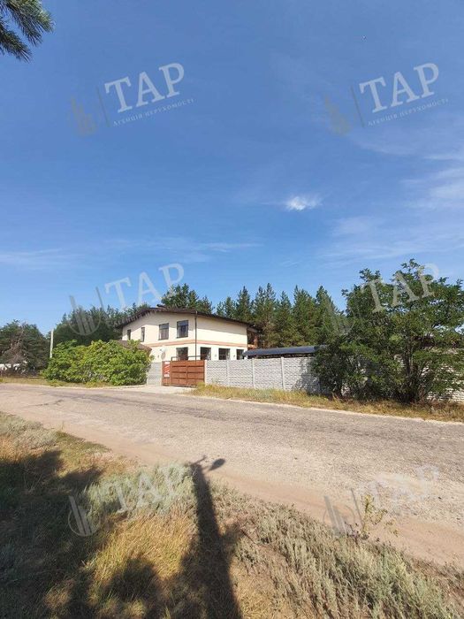 Без % риелтору. Продам 2-х этажный дом с. Артюховка, Змиевской район.