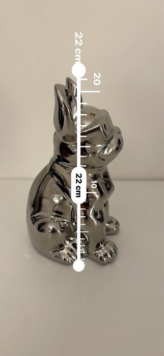 Skarbonka buldog francuski – srebrna, ceramiczna, 22 cm