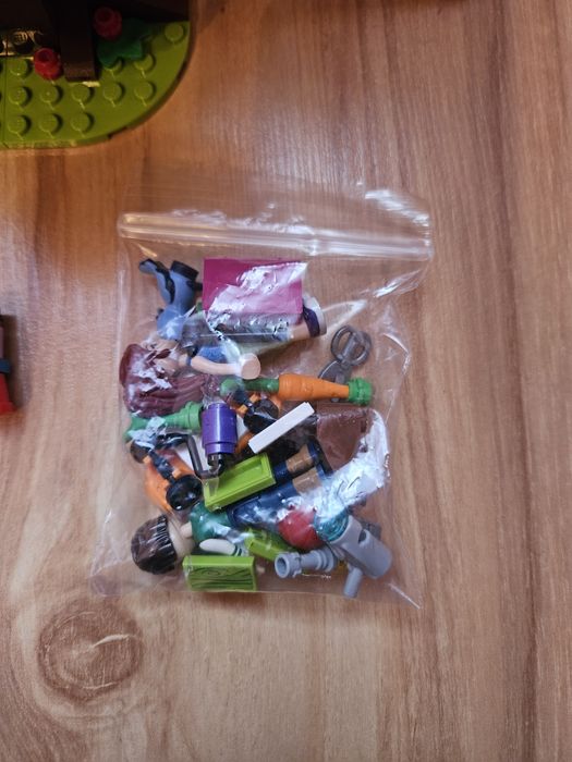 LEGO FRIENDS Domek Na Drzewie MII 41335